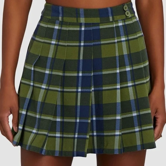 WeWoreWhat Plaid Mini Skirt in Green and Blue - Picture 9 of 9